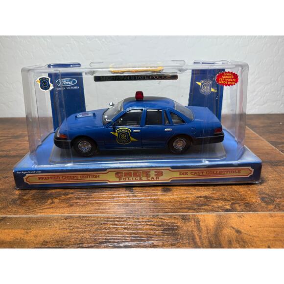 Code 3 Michigan State Model Police Car Die Cast Model 1:24- Patch- New in Box - Picture 1 of 6